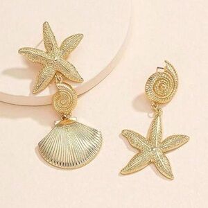 Gold Starfish and Shell Earrings